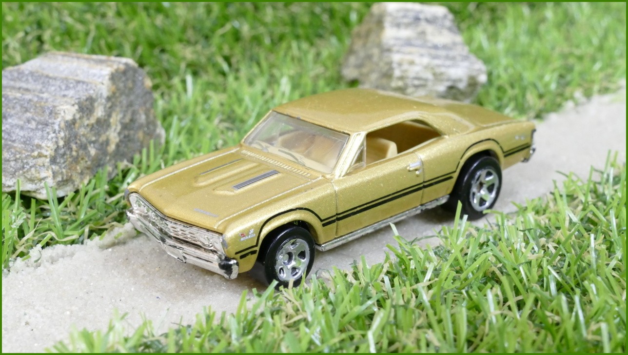 Model Autíčka Hot Wheels ´67 Chevelle SS 396