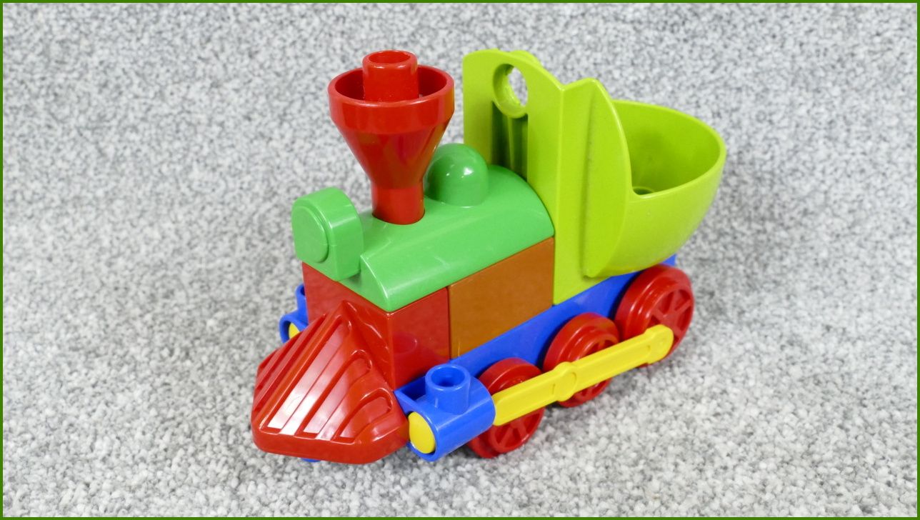 Lego Duplo mašinka