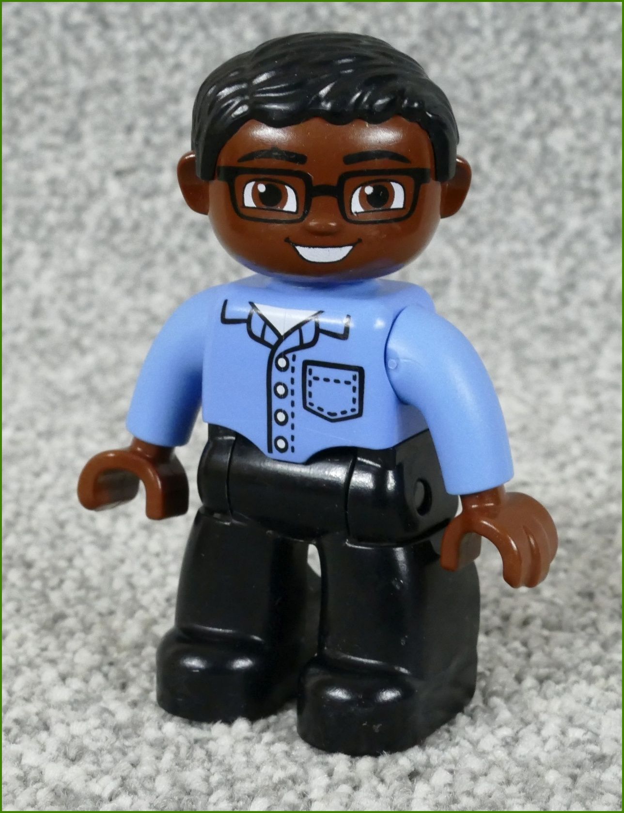 Lego® Duplo® Figurka Černoch v Modré Košili