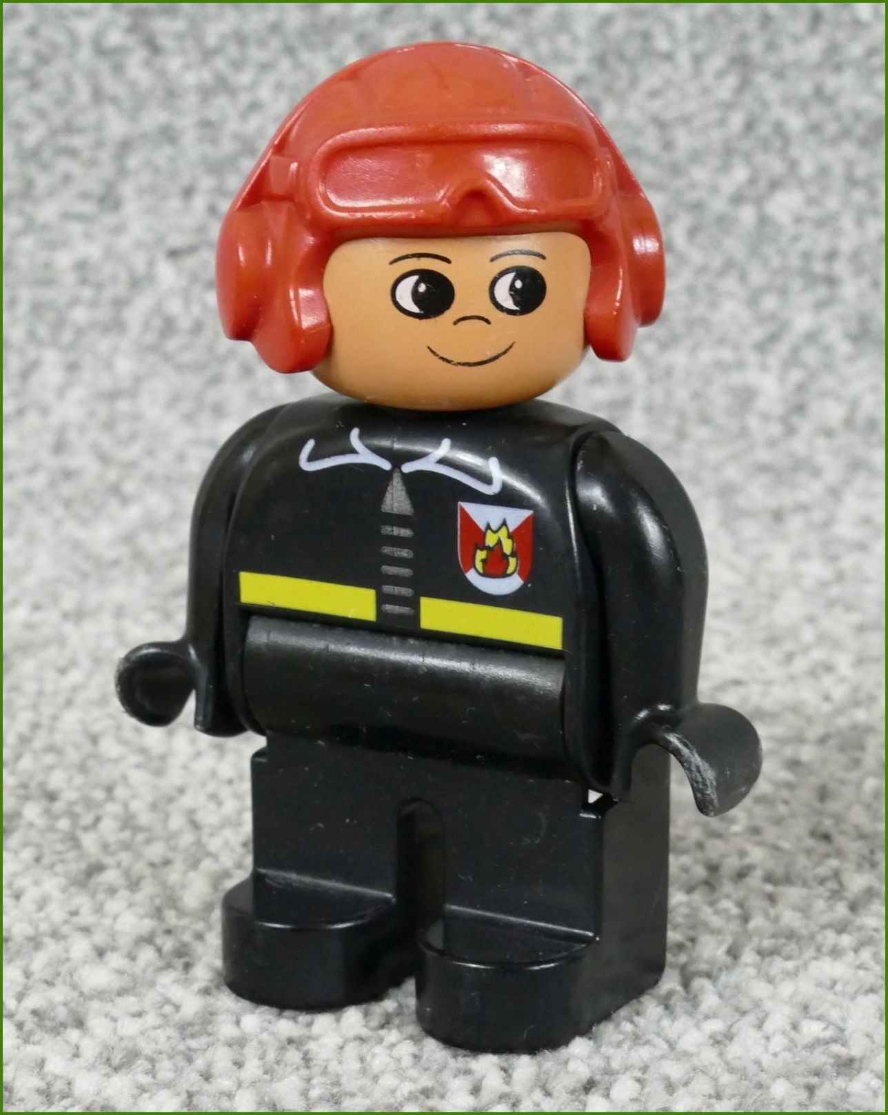 Lego® Duplo® Figurka Hasič Pilot s Červenou Přilbou
