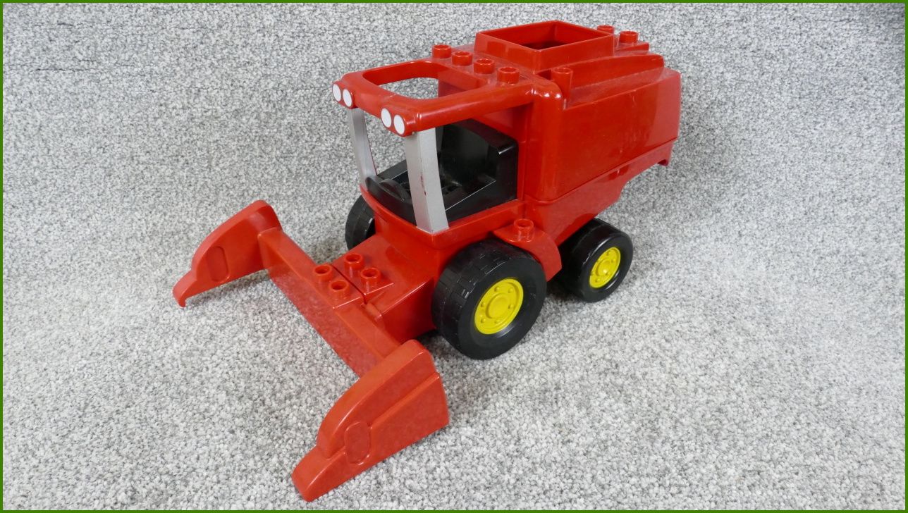 Lego Duplo kombajn - bez mlátičky, roury a zadních dvířek