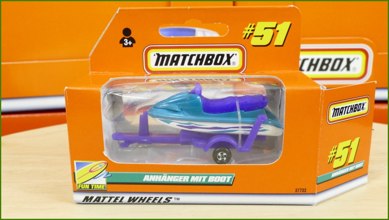 Matchbox Autíčko #51 - Watercraft With Trailer