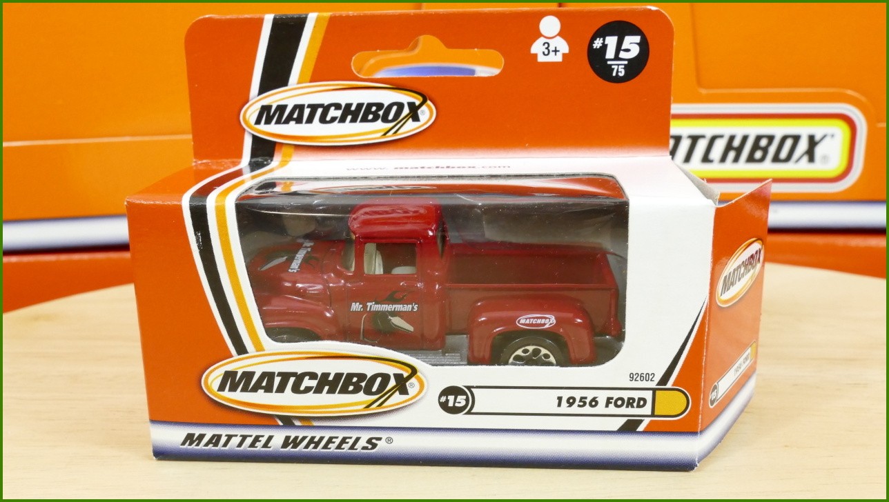 Matchbox Autíčko #15 - 1956 Ford