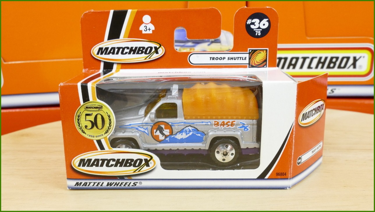 Matchbox Autíčko #36 - Troop Shuttle