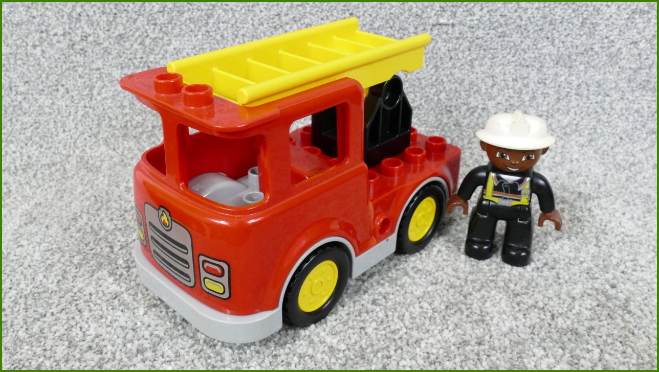 Lego Duplo hasičské auto s hasičem