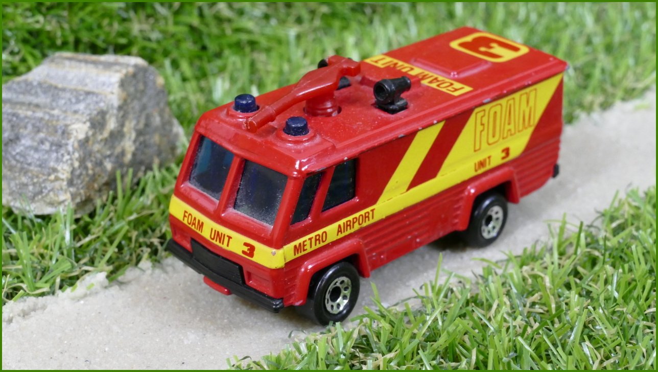 Autíčko Matchbox Command Vehicle