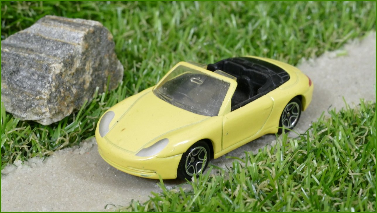 Autíčko Matchbox Porsche 911 Carrera