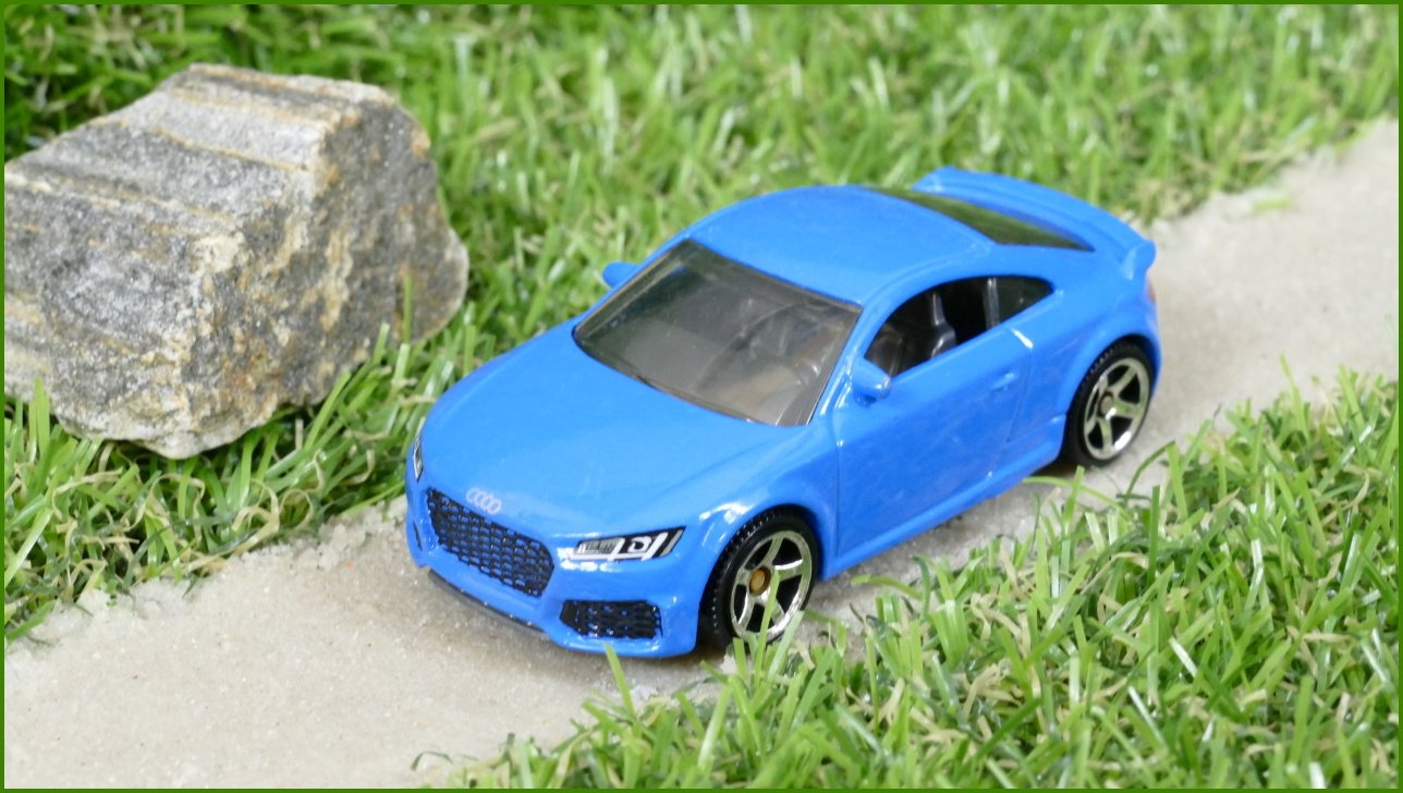 Autíčko Matchbox ´20 Audi TT RS