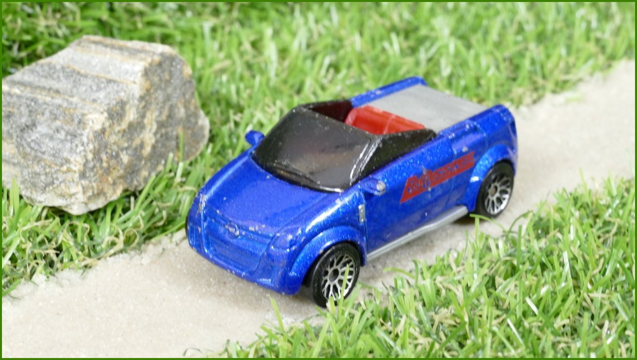 Autíčko Matchbox Opel Frogster