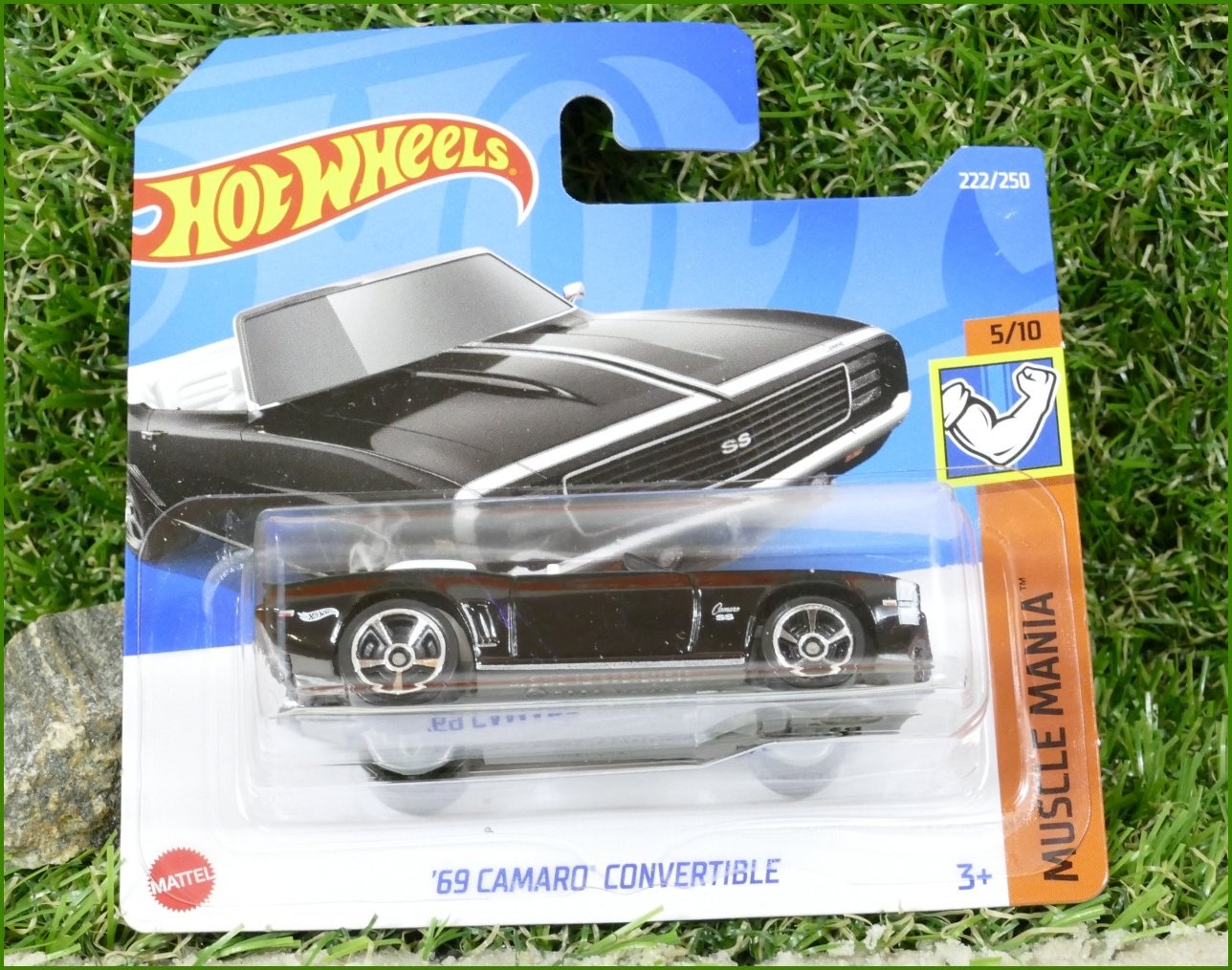 Angličák Model Autíčka Hot Wheels ´69 Camaro Convertible (MUSCLE MANIA)
