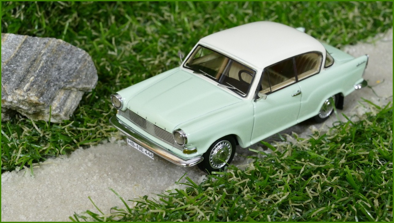 Angličák Model Autíčka Neo Scale Models - Lloyd Arabella