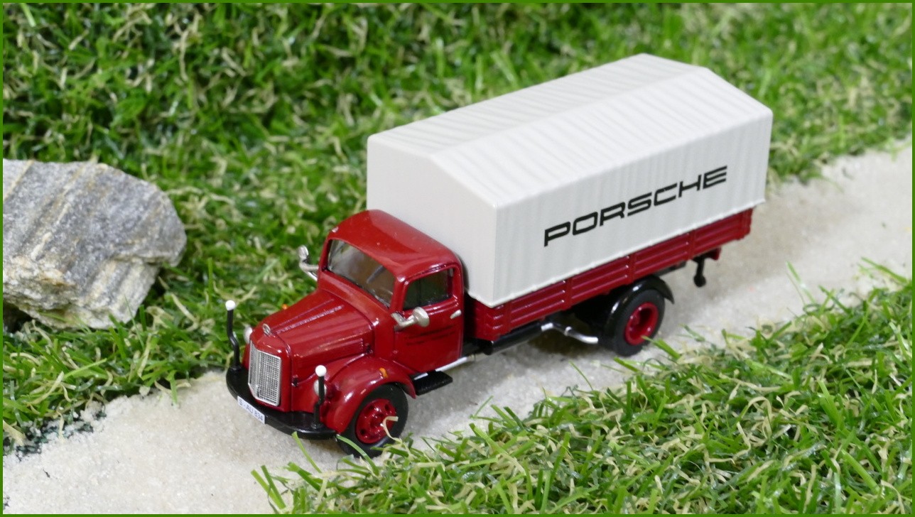 Model Autíčka Schuco 1:87 - Mercedes-Benz L3500 "Porsche"