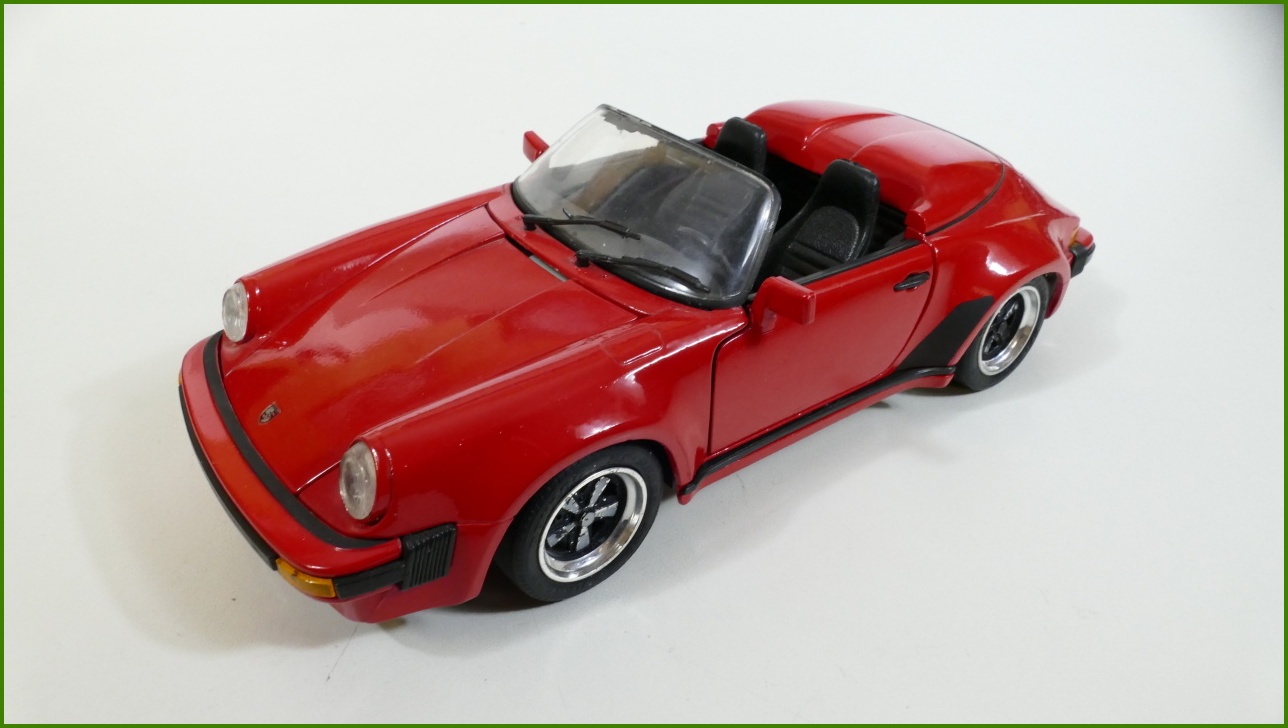 Model Maisto 1:18 - Porsche 911 Speedster (1989)