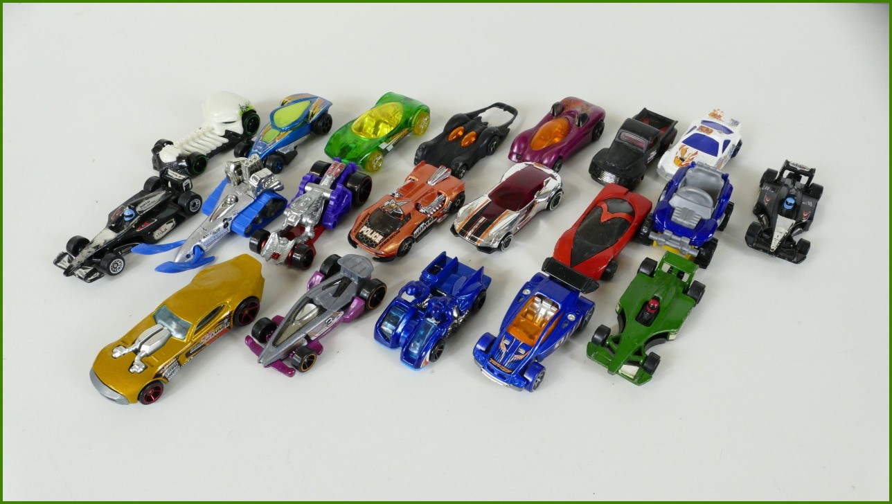 Sestava Autíček Hot Wheels 20 ks