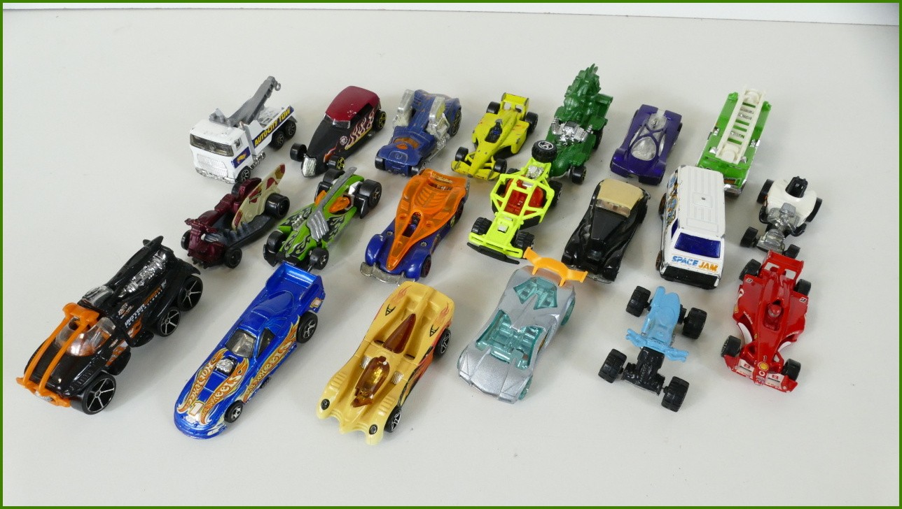 Sestava Autíček Hot Wheels 20 ks