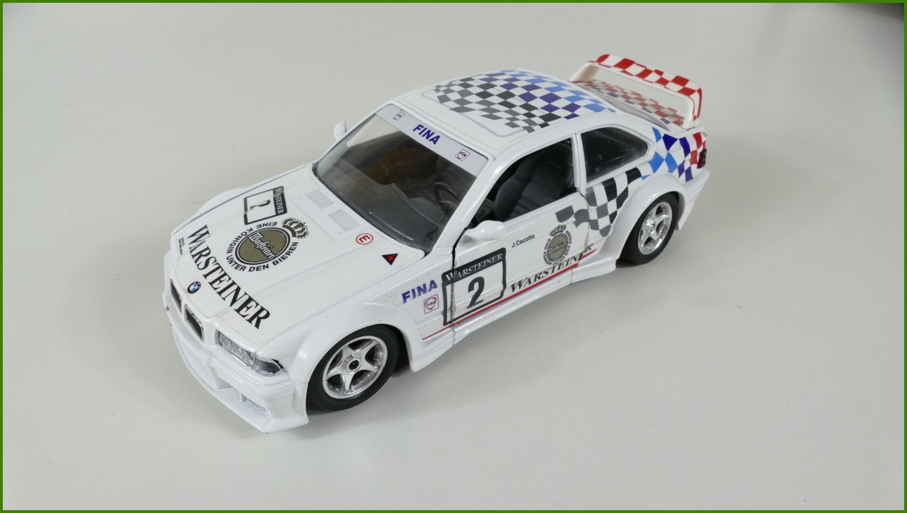 Model Auta Bburago 1:24 - BMW M3