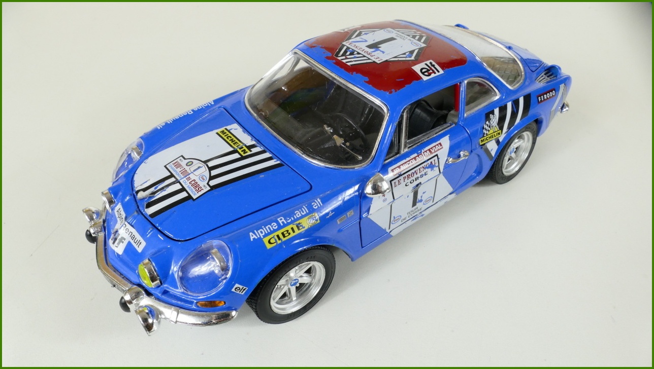Kovový Model Bburago 1:16 - Alpine A110 - Viz Popis