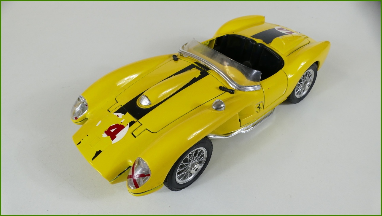 Kovový Model Bburago 1:18 - Ferrari 250 Testa Rossa (1957) - Viz Popis