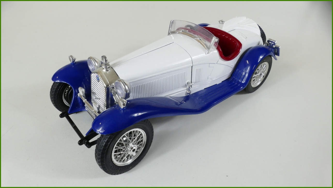 Kovový Model Bburago 1:18 - Alfa Romeo 2300 Spider (1932)