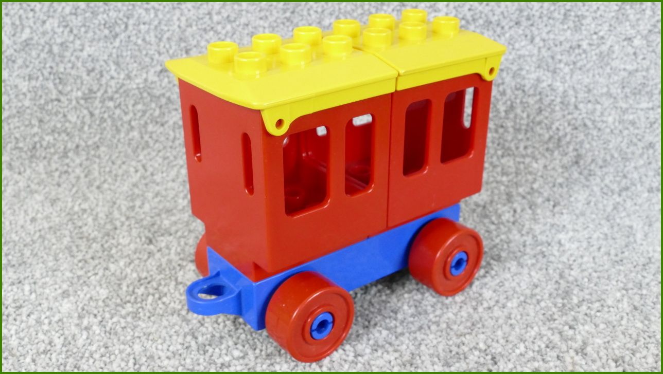 Lego Duplo vagonek s korbami pro cestující