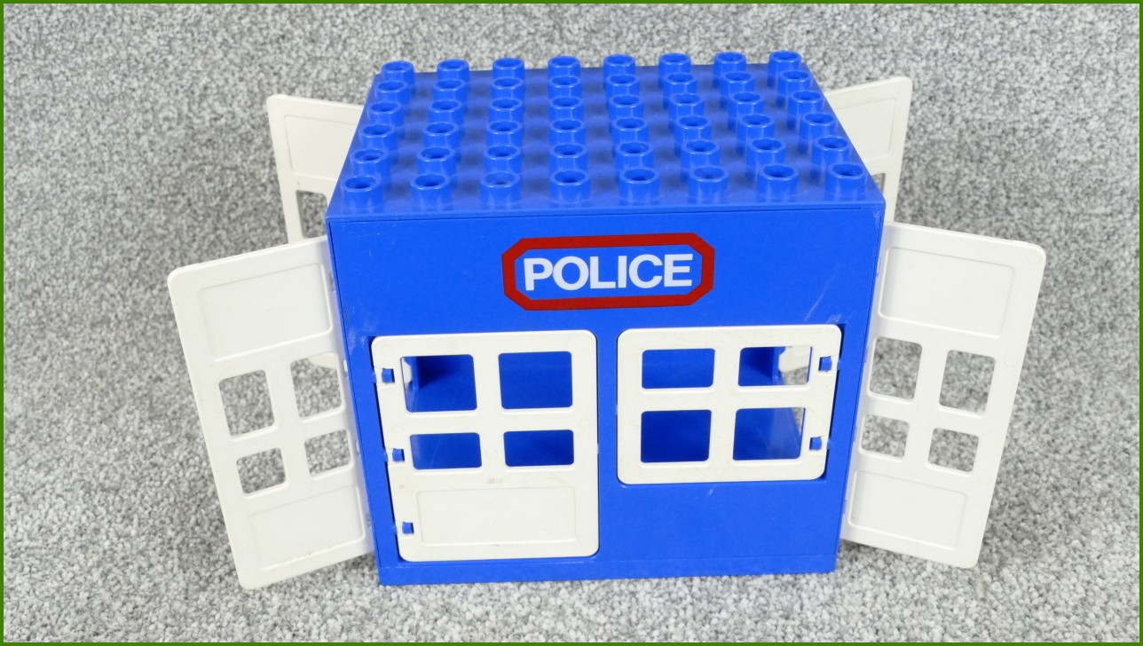 Lego Duplo domeček