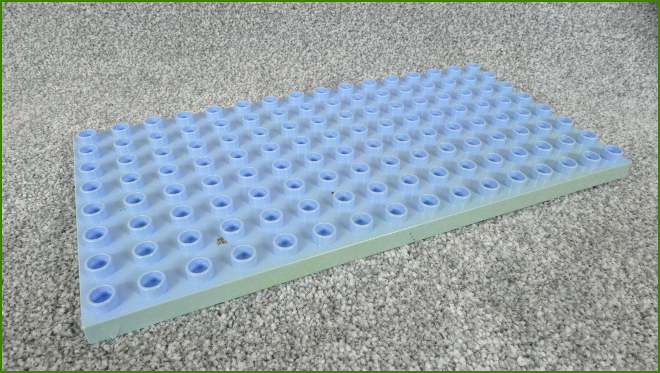 Lego Duplo podložka - 1 prasklinka