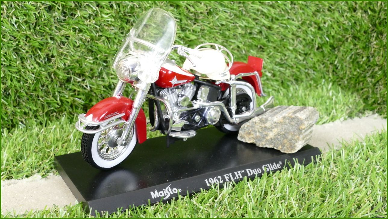 Model Replika Maisto Motorka 1:18 - Harley Davidson 1962 FLH Duo Glide - Viz Popis