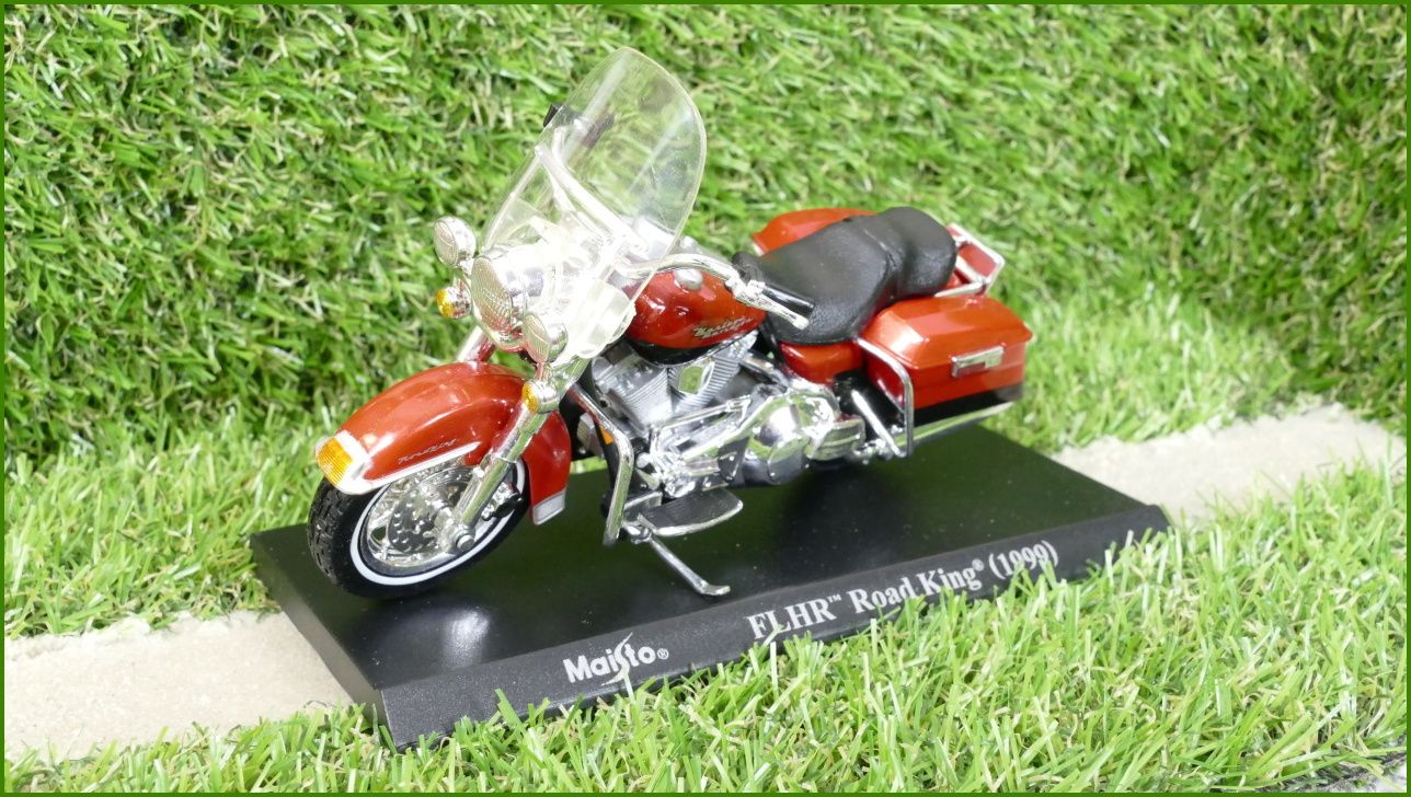 Model Replika Maisto Motorka 1:18 - Harley Davidson FLHR Road King (1999)