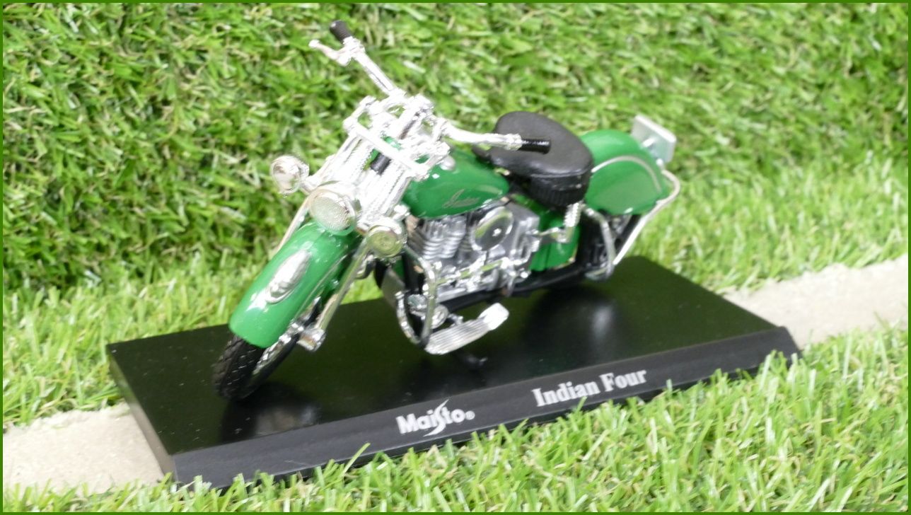 Model Replika Maisto Motorka 1:18 - Indian Four