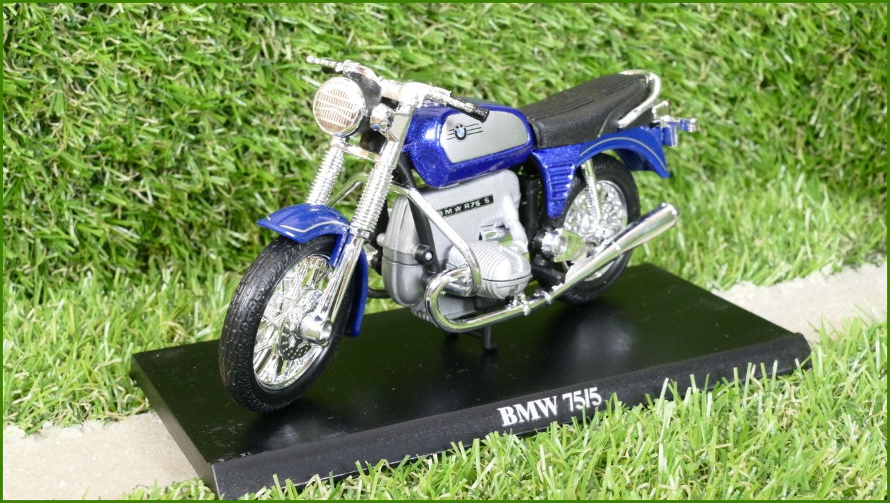 Model Replika Welly Motorka 1:18 - BMW 75/5