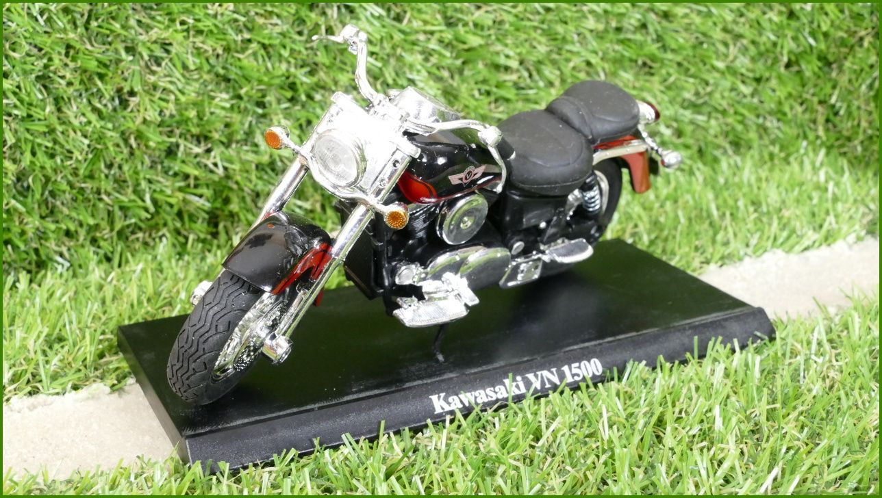 Model Replika Majorette Motorka 1:18 - Kawasaki VN 1500