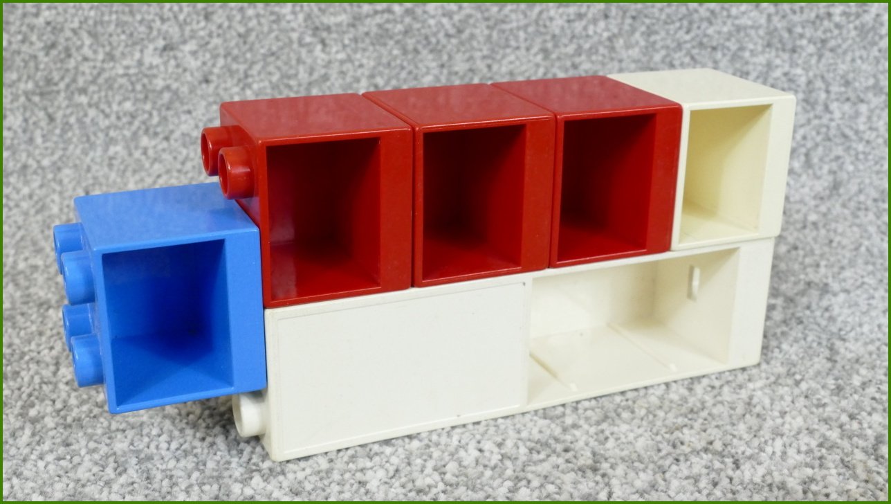 Lego Duplo skříňky/podstavce