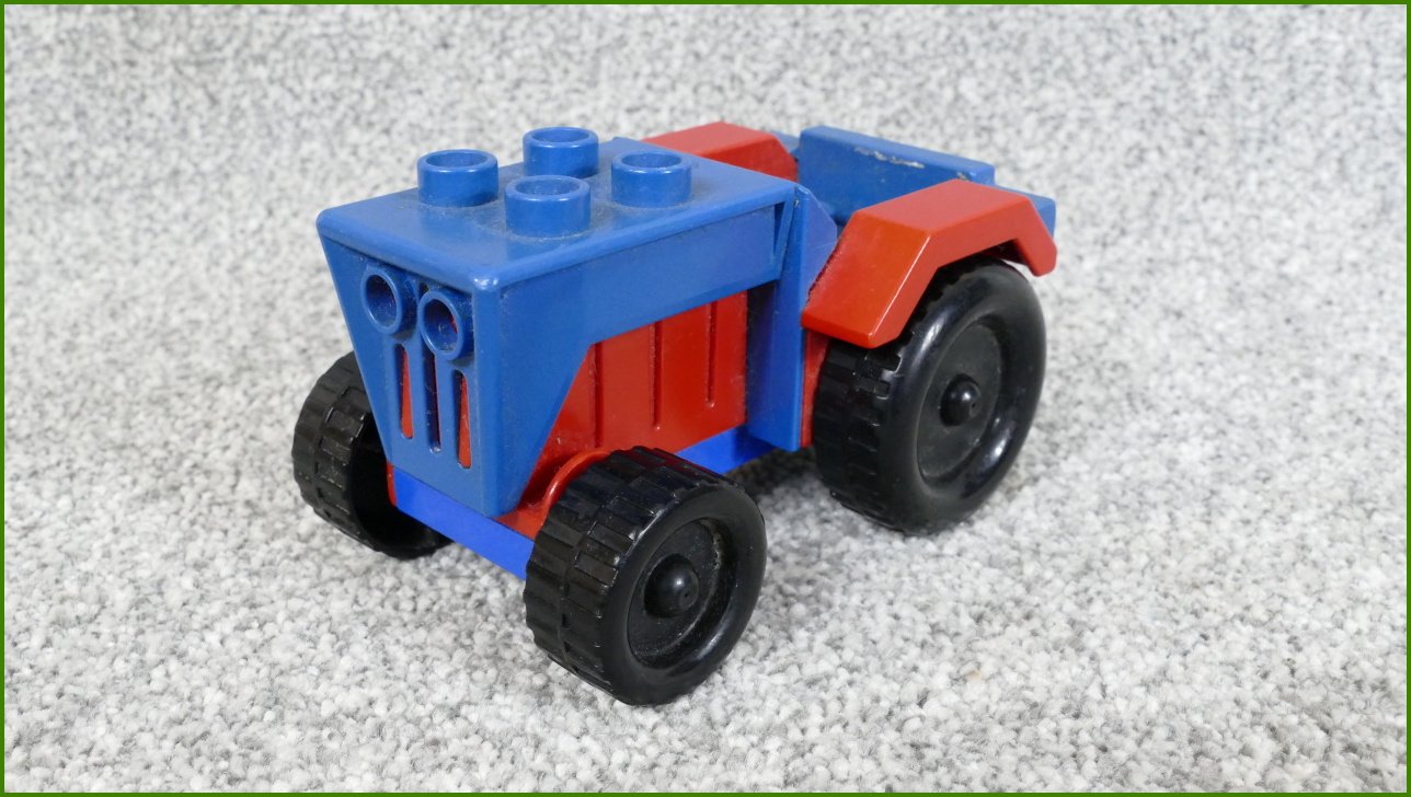 Lego Duplo traktor