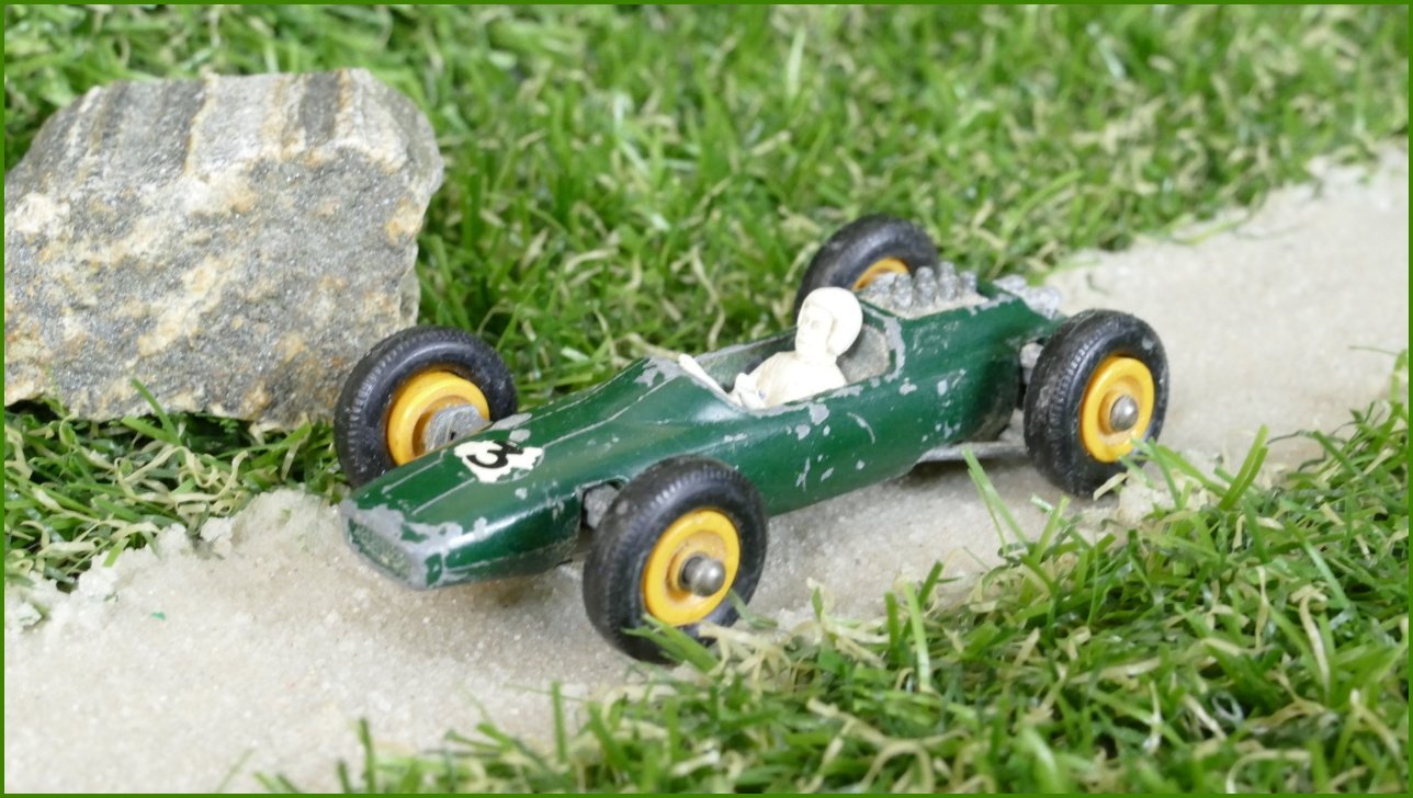 Autíčko Matchbox No.19 - Lotus (Lesney)