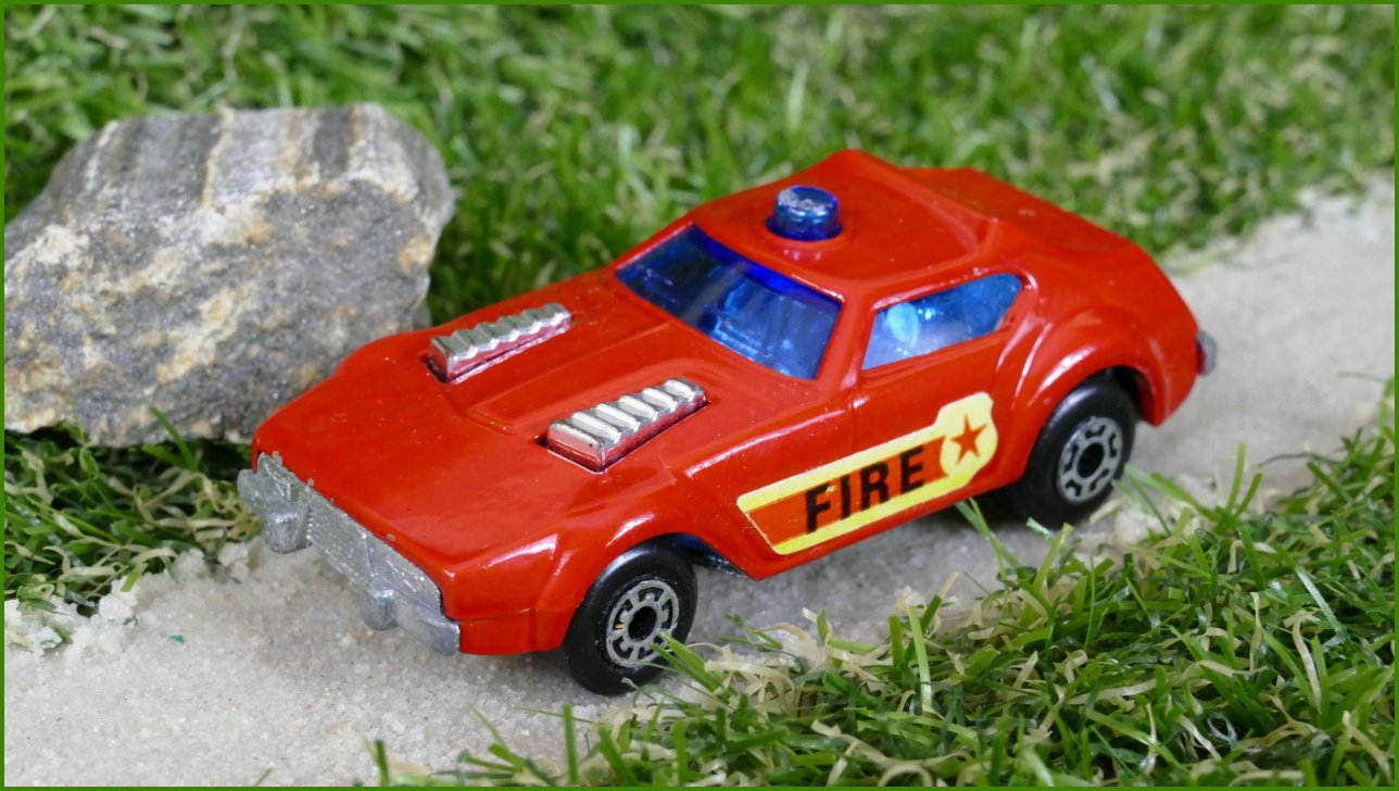 Autíčko Matchbox Superfast No.64 Fire Chief (Lesney)