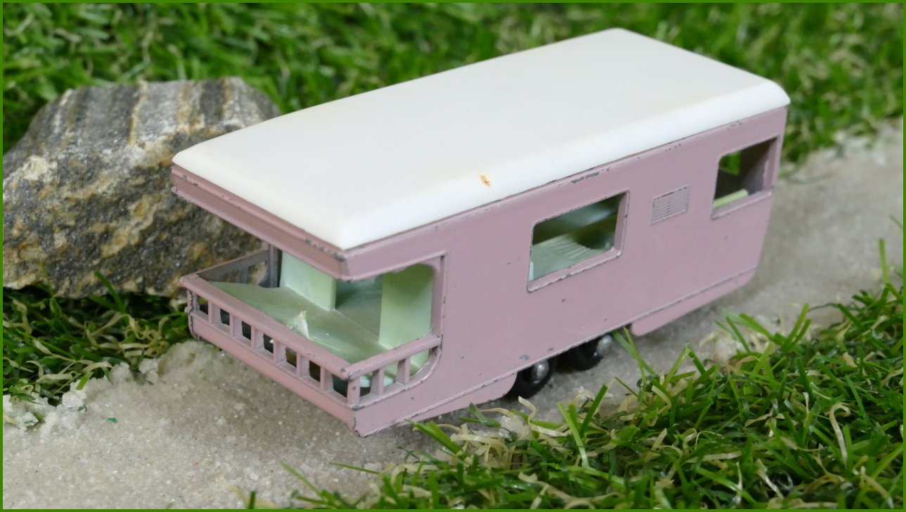 Model Autíčka Matchbox No.23 Trailer Caravan (Lesney)