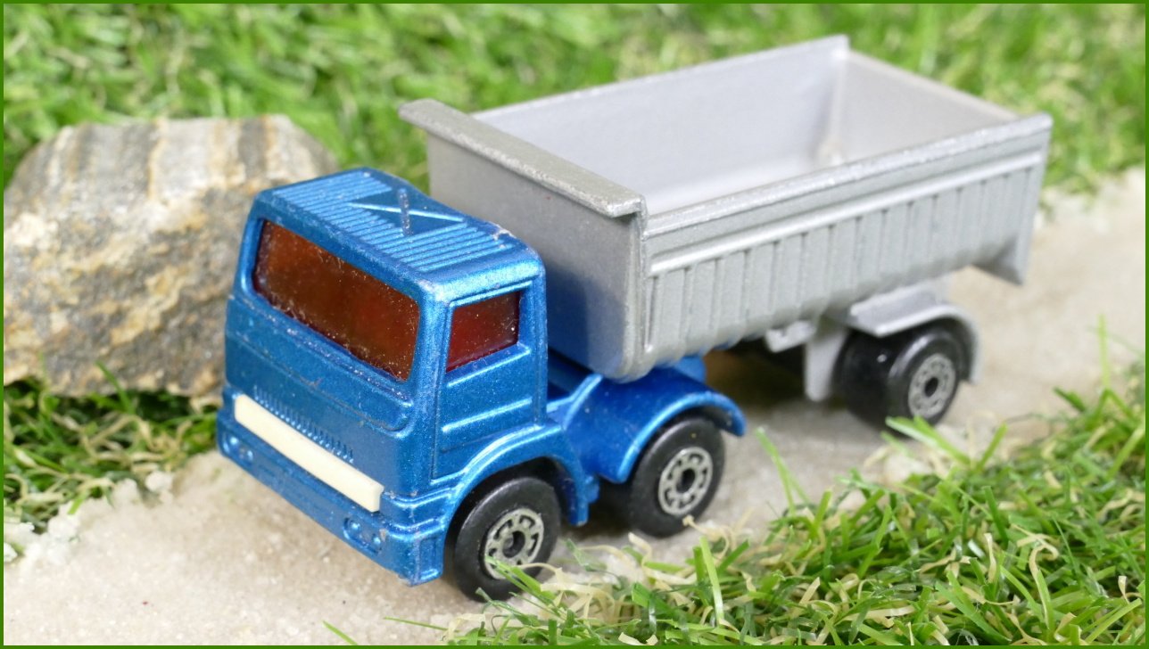 Model Autíčka Matchbox No.30 - Articulated Truck (Lesney)