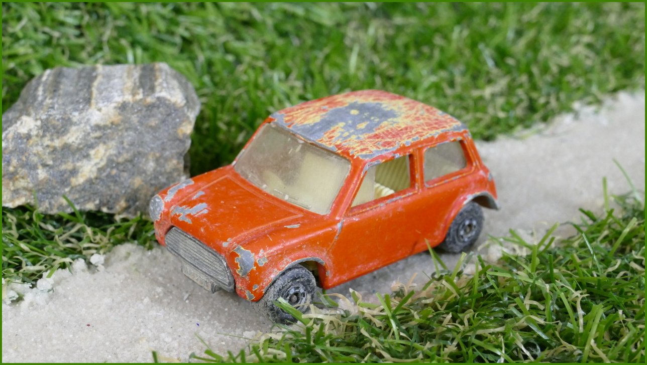 Model Autíčka Matchbox Superfast No.29 - RAcing Mini (Lesney) - vady