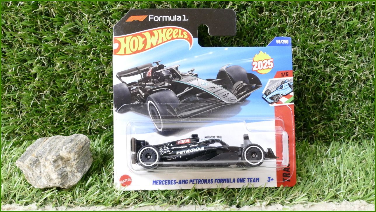Angličák Model Autíčka Hot Wheels Mercedes-AMG Petronas Formula One Team (TRACK ACES)