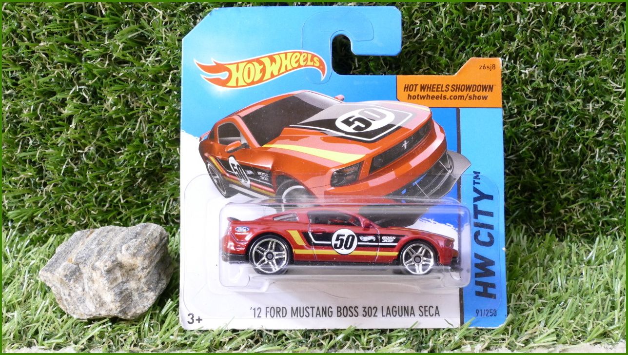 Angličák Model Autíčka Hot Wheels ´12 Ford Mustang Boss 302 Laguna Seca (HW CITY)