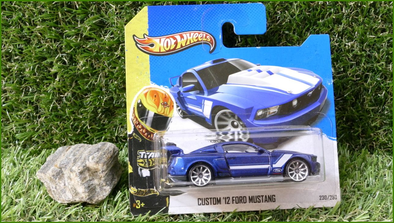 Angličák Model Autíčka Hot Wheels Custom ´12 Ford Mustang