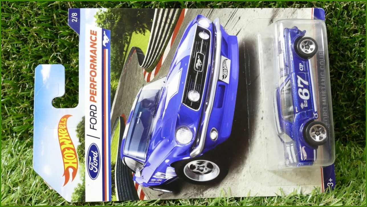 Angličák Model Autíčka Hot Wheels ´67 Ford Mustang Coupe - Prasklinka plastové krabičky