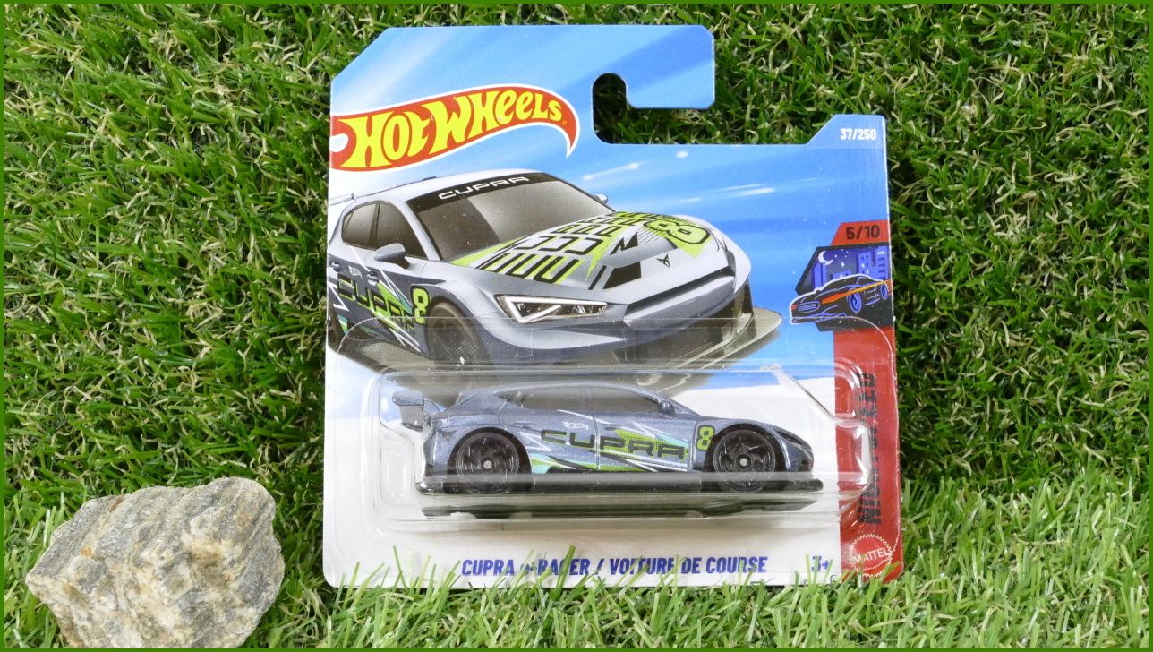 Angličák Model Autíčka Hot Wheels Cupra e-Racer / Voiture De Course (NIGHTSPEED)