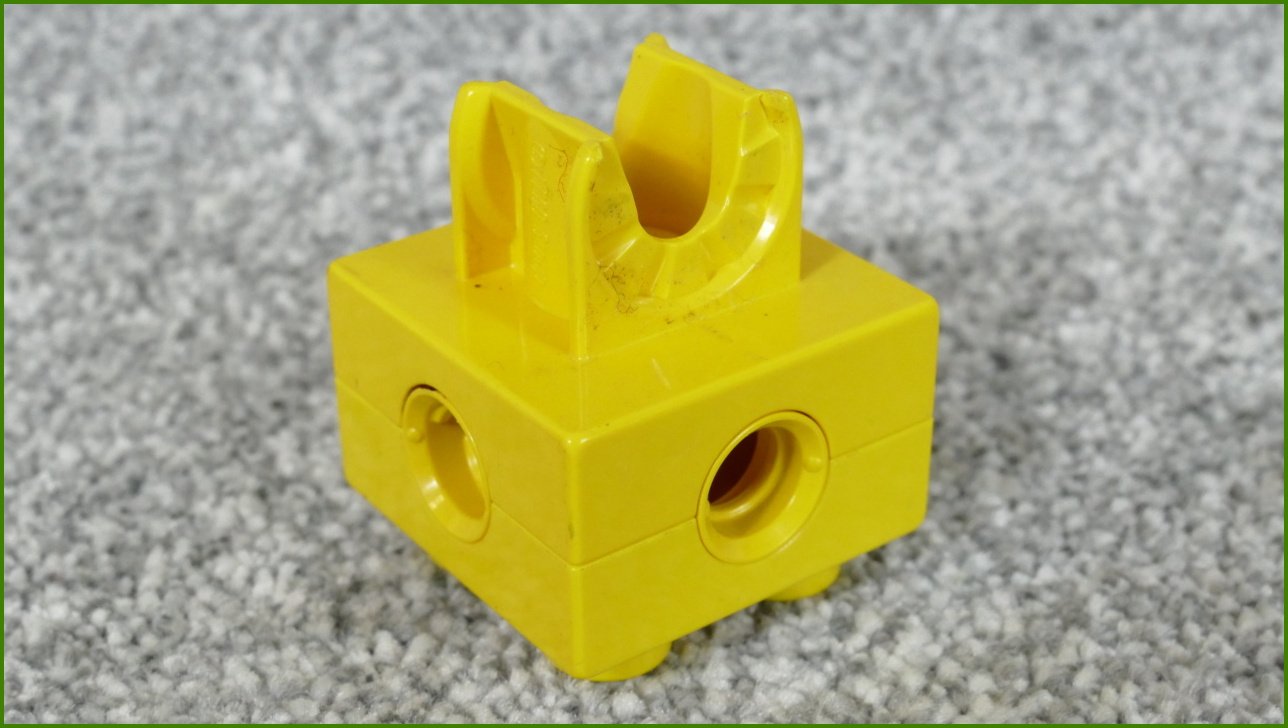Lego® Duplo® Toolo® Kostka 2x2 Žlutá s Připojením
