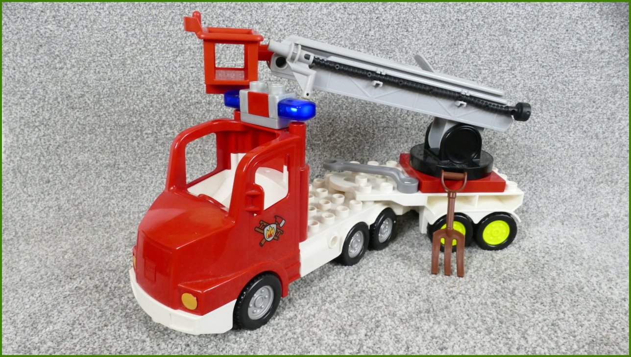 Lego® Duplo® Hasičské Auto se Žebříkem a Příslušenstvím