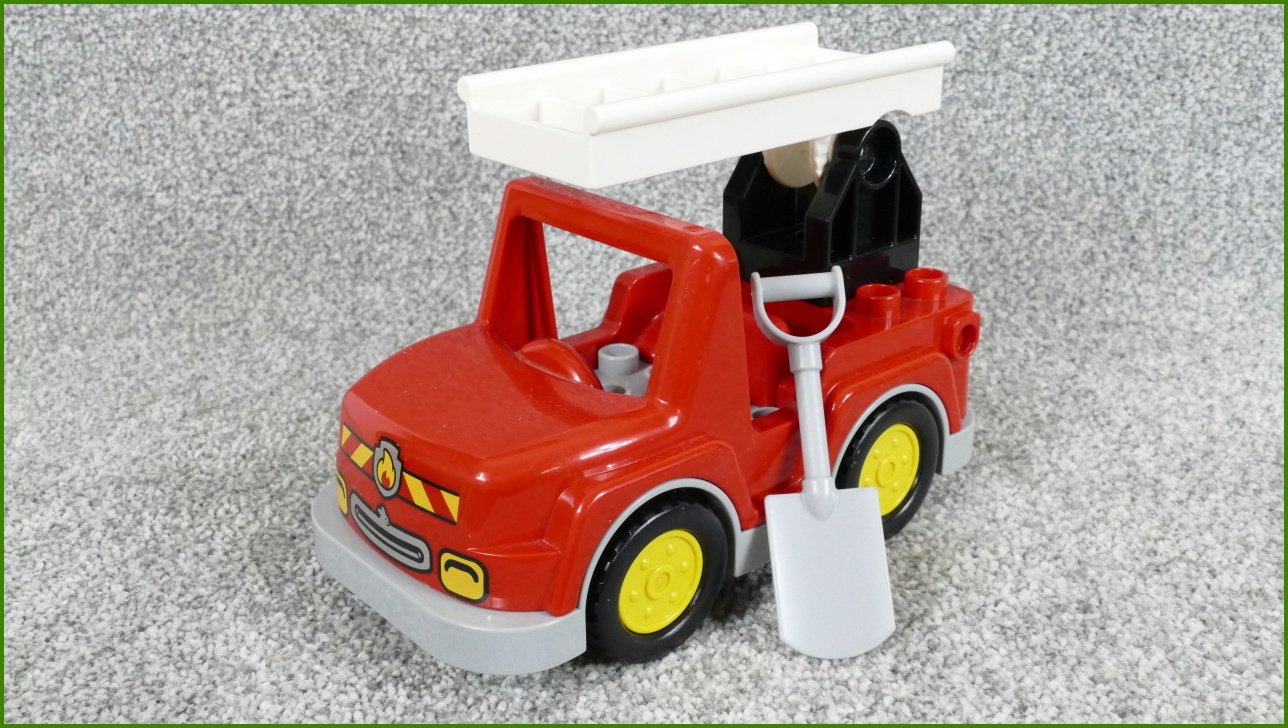 Lego® Duplo® Hasičské Větší Osobní Auto se Žebříkem