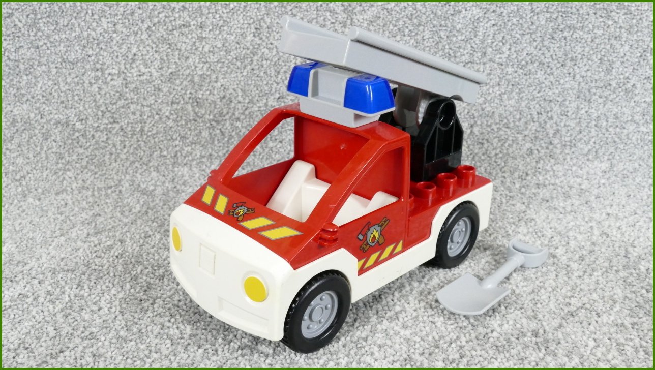 Lego® Duplo® Hasičské Větší Osobní Auto se Žebříkem