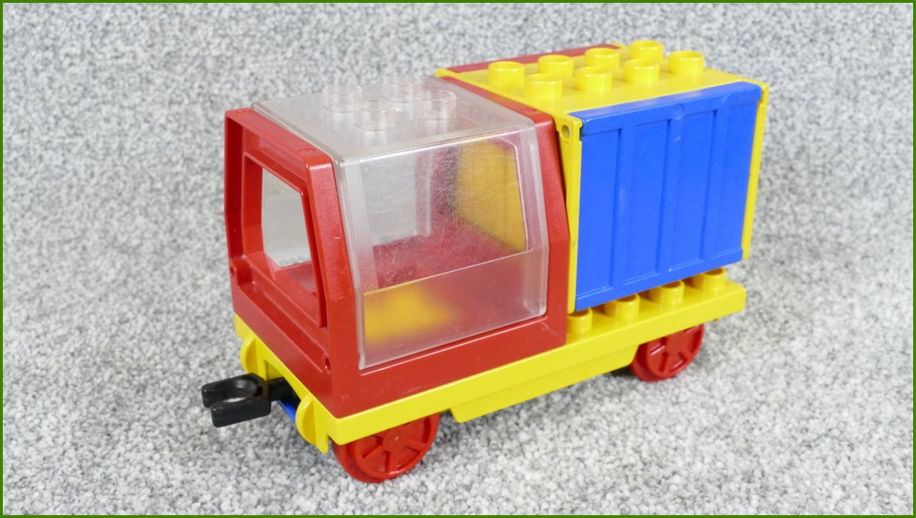 Lego® Duplo® Vagon Nákladní Prosklený Kontejner a Žlutý Kontejner - Žlutý Podvozek