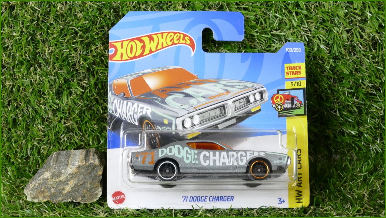 Angličák Autíčko Hot Wheels ´71 Dodge Charger (HW ART CARS)