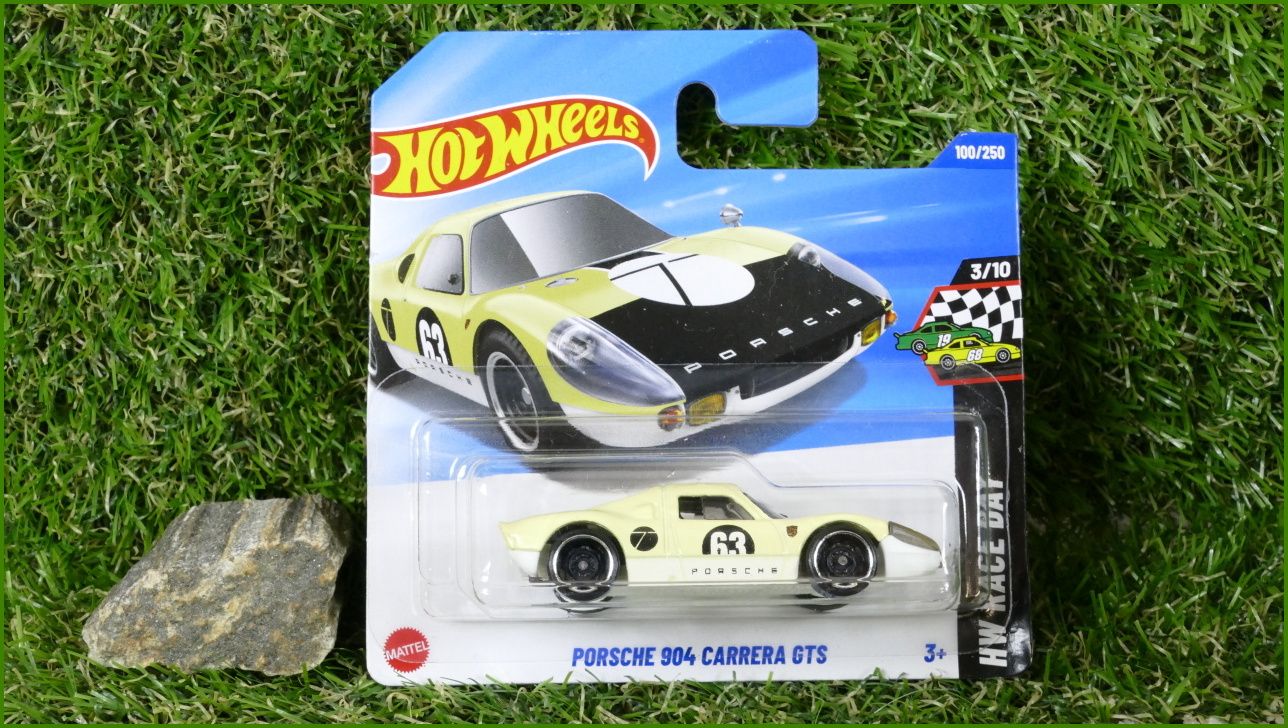 Angličák Autíčko Hot Wheels Porsche 904 Carrera GTS (HW RACE DAY)